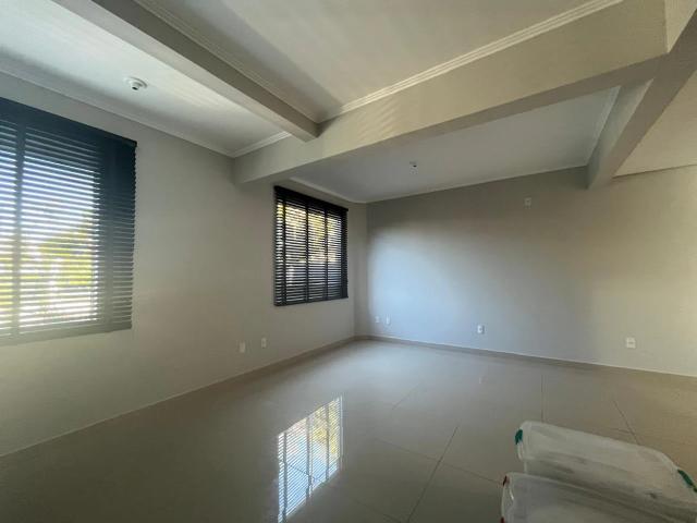 Casa / Sobrado para Venda em Florianópolis/SC Campeche 3 Quartos