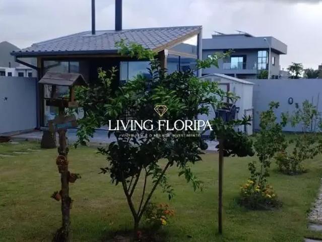 Casa / Sobrado para Venda em Florianópolis/SC Campeche 3 Quartos