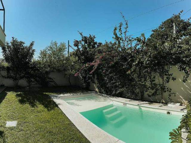 Casa / Sobrado para Venda em Florianópolis/SC Campeche 3 Quartos