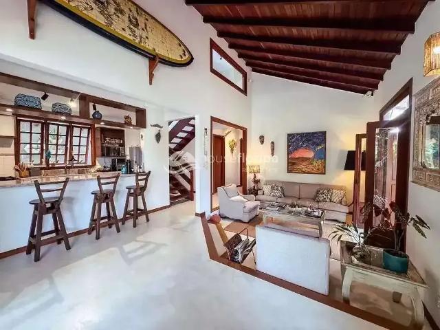 Casa / Sobrado para Venda em Florianópolis/SC Campeche 3 Quartos
