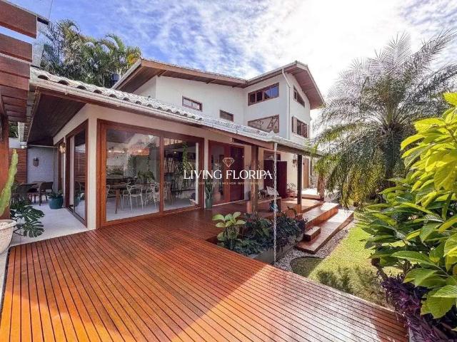 Casa / Sobrado para Venda em Florianópolis/SC Campeche 3 Quartos