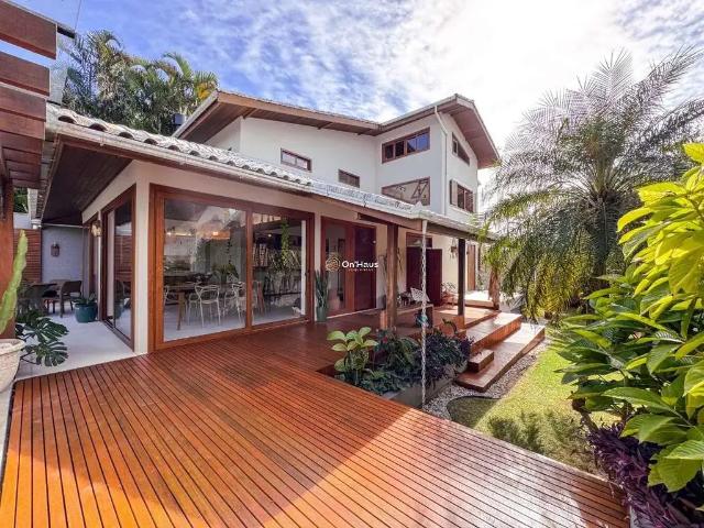 Casa / Sobrado para Venda em Florianópolis/SC Campeche 3 Quartos