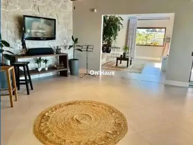 Casa / Sobrado para Venda em Florianópolis/SC Campeche 3 Quartos