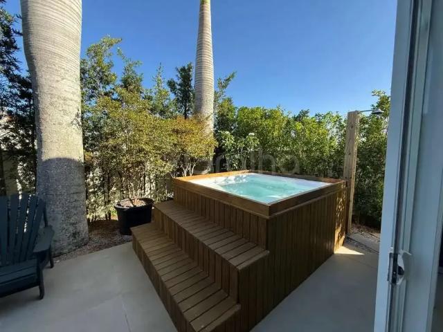 Casa / Sobrado para Venda em Florianópolis/SC Campeche 3 Quartos