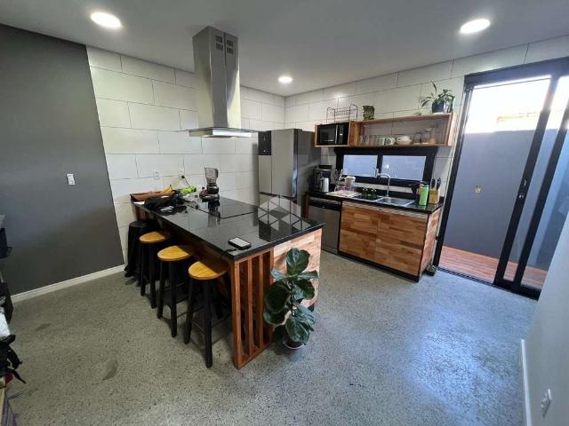 Casa / Sobrado para Venda em Florianópolis/SC Campeche 3 Quartos