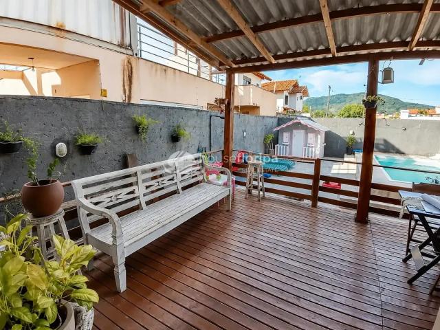 Casa / Sobrado para Venda em Florianópolis/SC Campeche 3 Quartos