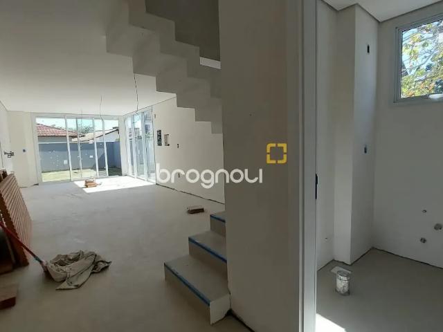 Casa / Sobrado para Venda em Florianópolis/SC Campeche 3 Quartos