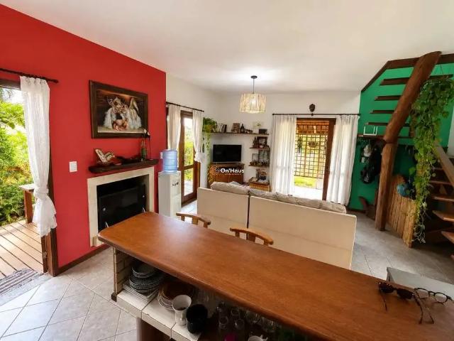 Casa / Sobrado para Venda em Florianópolis/SC Campeche 2 Quartos