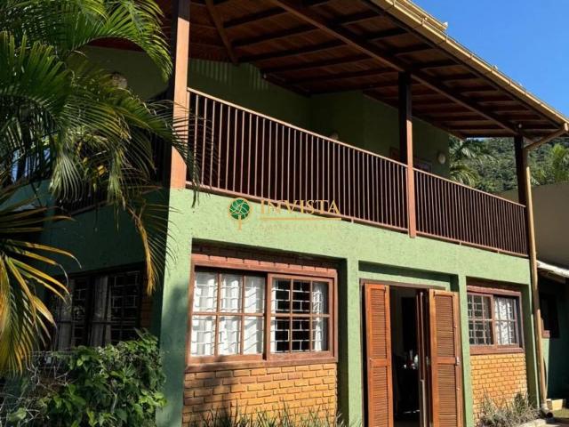 Casa / Sobrado para Venda em Florianópolis/SC Campeche 4 Quartos