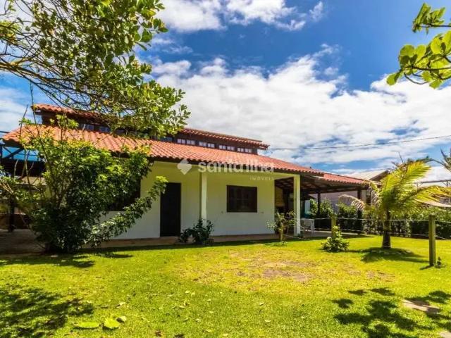 Casa / Sobrado para Venda em Florianópolis/SC Campeche 4 Quartos