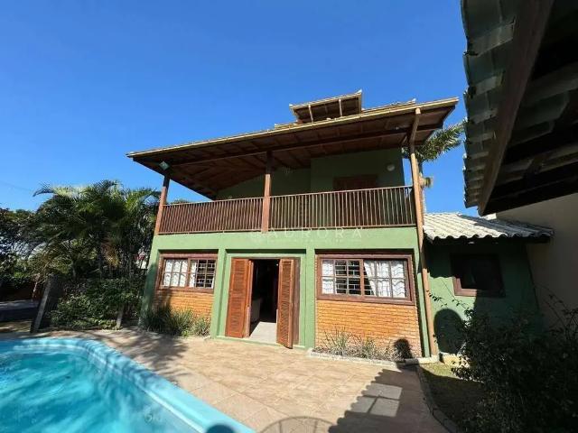 Casa / Sobrado para Venda em Florianópolis/SC Campeche 4 Quartos