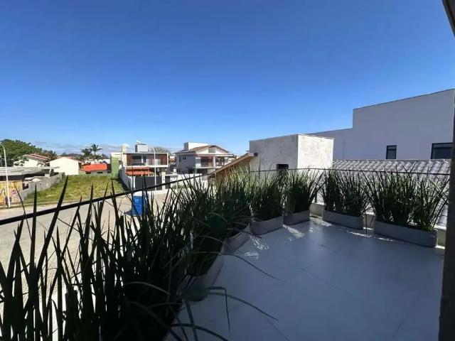 Casa / Sobrado para Venda em Florianópolis/SC Campeche 4 Quartos