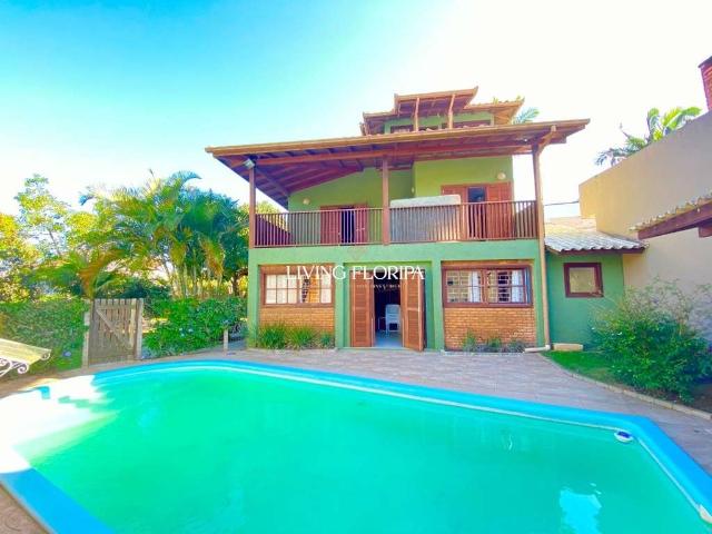 Casa / Sobrado para Venda em Florianópolis/SC Campeche 4 Quartos