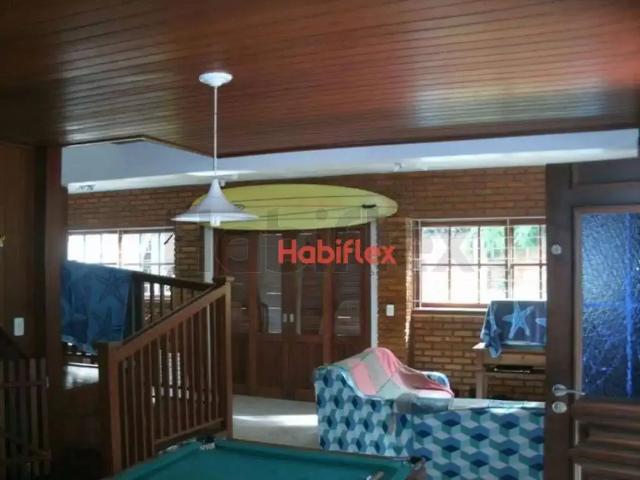 Casa / Sobrado para Venda em Florianópolis/SC Campeche 4 Quartos