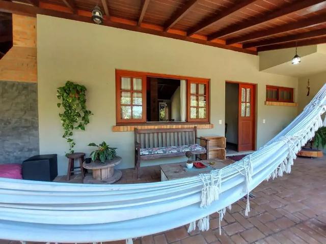 Casa / Sobrado para Venda em Florianópolis/SC Campeche 4 Quartos