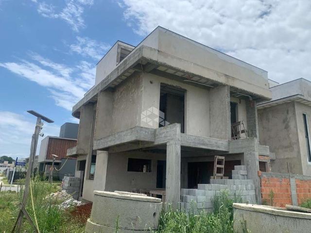 Casa / Sobrado para Venda em Florianópolis/SC Campeche 4 Quartos
