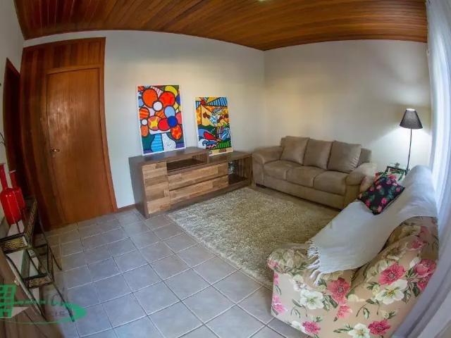 Casa / Sobrado para Venda em Florianópolis/SC Campeche 4 Quartos