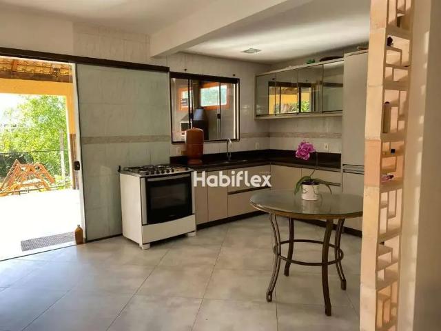 Casa / Sobrado para Venda em Florianópolis/SC Campeche 6 Quartos