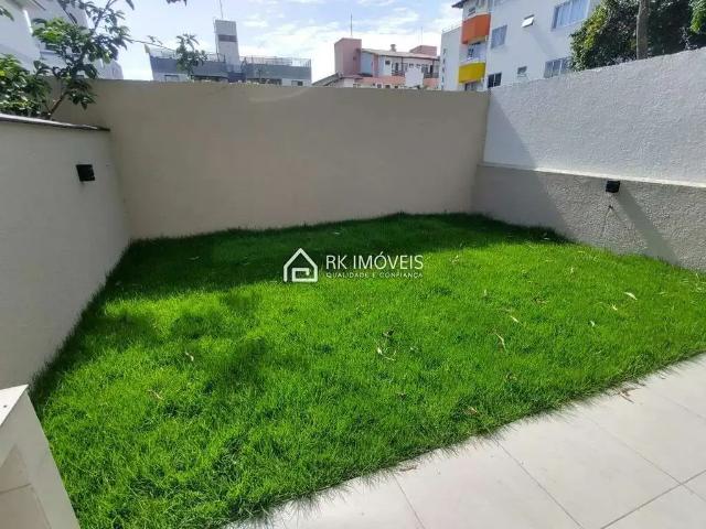 Casa / Sobrado para Venda em Florianópolis/SC Canasvieiras 3 Quartos
