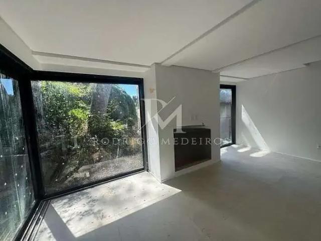 Casa / Sobrado para Venda em Florianópolis/SC Canasvieiras 3 Quartos