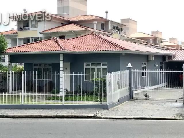 Casa / Sobrado para Venda em Florianópolis/SC Canasvieiras 4 Quartos