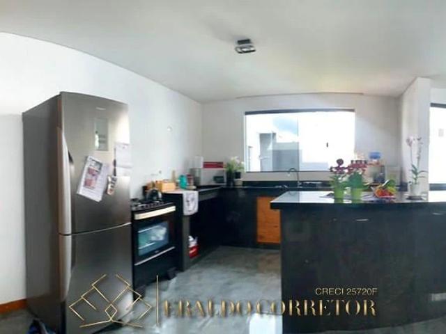 Casa / Sobrado para Venda em Florianópolis/SC Canasvieiras 4 Quartos