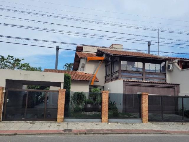 Casa / Sobrado para Venda em Florianópolis/SC Canasvieiras 5 Quartos