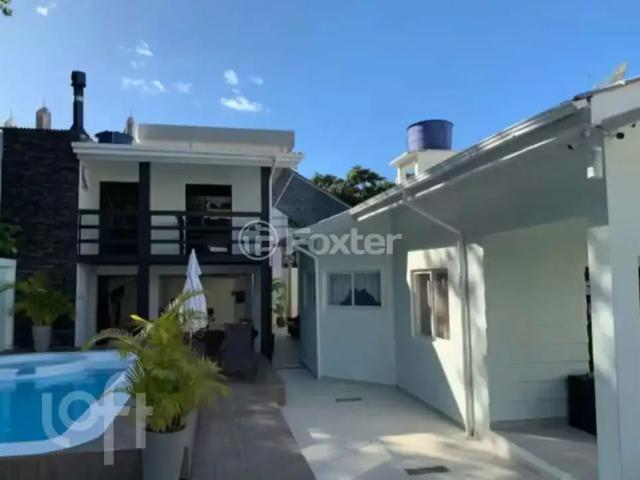 Casa / Sobrado para Venda em Florianópolis/SC Canasvieiras 7 Quartos