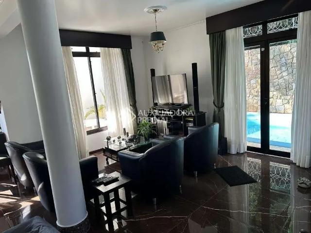 Casa / Sobrado para Venda em Florianópolis/SC Canto 3 Quartos