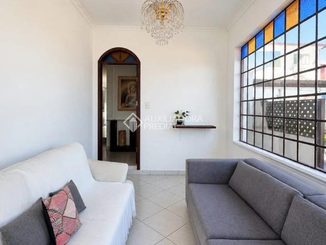 Casa / Sobrado para Venda em Florianópolis/SC Capoeiras 3 Quartos