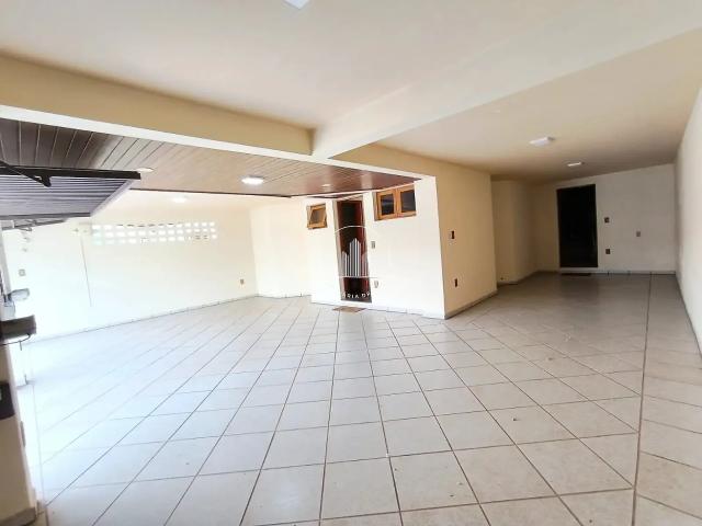 Casa / Sobrado para Venda em Florianópolis/SC Capoeiras 3 Quartos