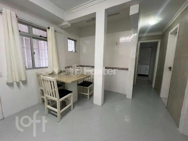 Casa / Sobrado para Venda em Florianópolis/SC Capoeiras 4 Quartos