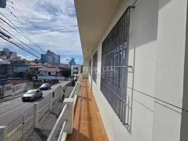 Casa / Sobrado para Venda em Florianópolis/SC Capoeiras 6 Quartos