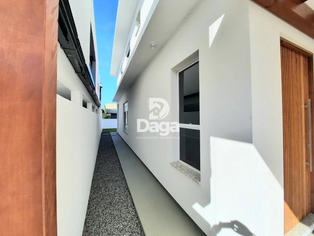 Casa / Sobrado para Venda em Florianópolis/SC Carianos 3 Quartos