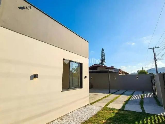 Casa / Sobrado para Venda em Florianópolis/SC Carianos 3 Quartos