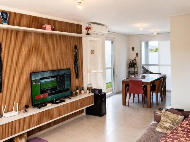 Casa / Sobrado para Venda em Florianópolis/SC Carianos 3 Quartos