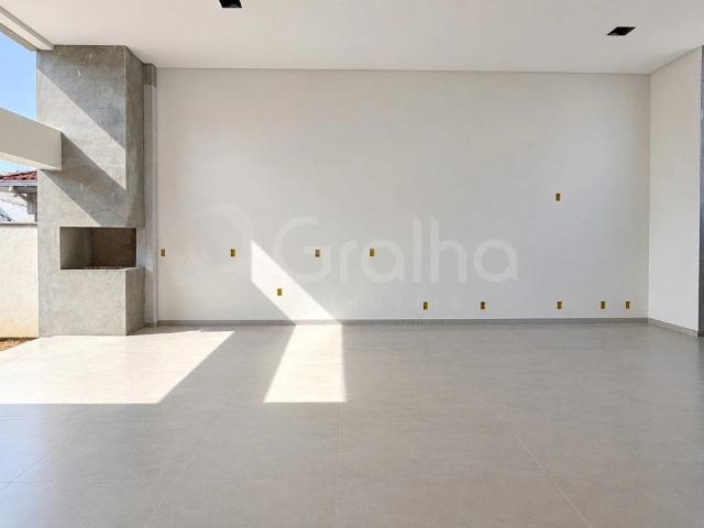 Casa / Sobrado para Venda em Florianópolis/SC Carianos 3 Quartos