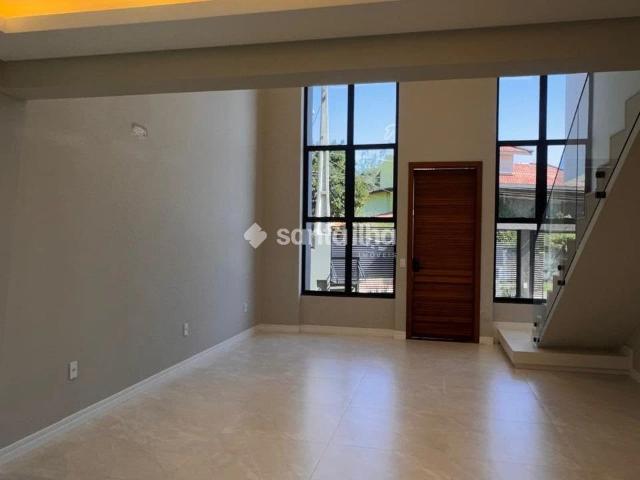 Casa / Sobrado para Venda em Florianópolis/SC Carianos 3 Quartos