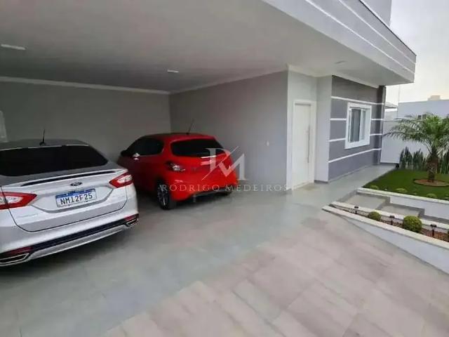 Casa / Sobrado para Venda em Florianópolis/SC Carianos 3 Quartos
