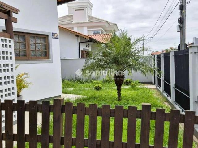 Casa / Sobrado para Venda em Florianópolis/SC Carianos 3 Quartos