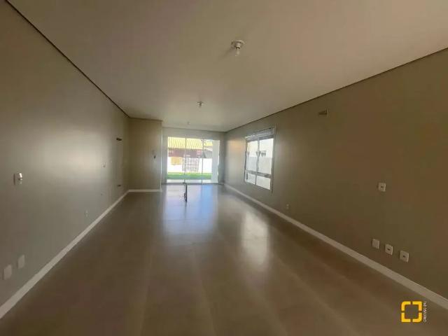 Casa / Sobrado para Venda em Florianópolis/SC Carianos 3 Quartos