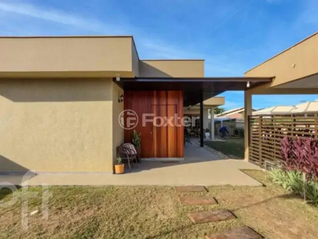 Casa / Sobrado para Venda em Florianópolis/SC Carianos 2 Quartos