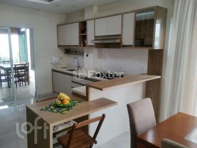 Casa / Sobrado para Venda em Florianópolis/SC Carianos 2 Quartos