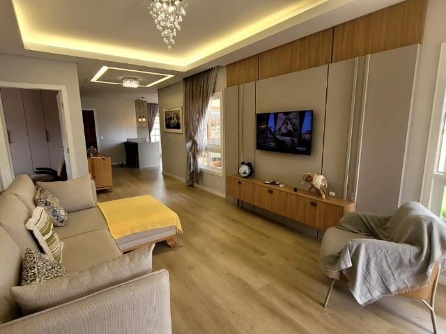 Casa / Sobrado para Venda em Florianópolis/SC Carianos 2 Quartos