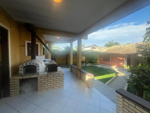Casa / Sobrado para Venda em Florianópolis/SC Carianos 4 Quartos