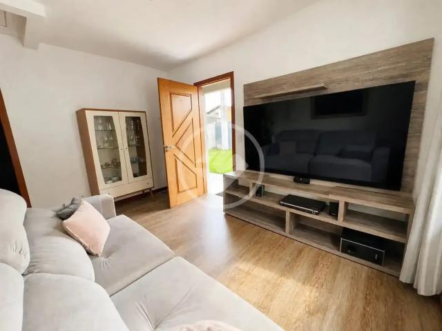 Casa / Sobrado para Venda em Florianópolis/SC Carianos 4 Quartos