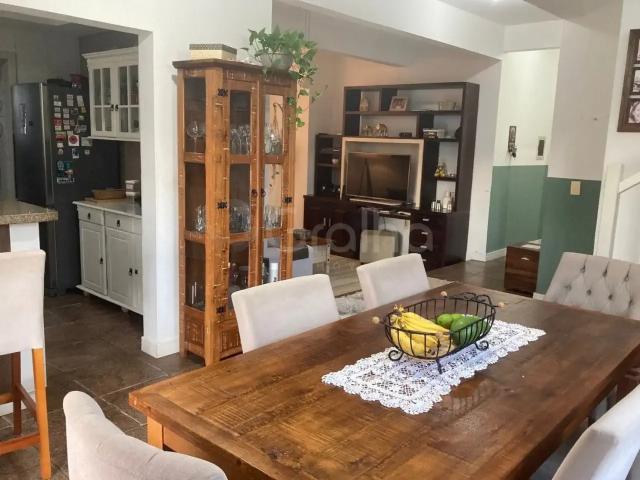Casa / Sobrado para Venda em Florianópolis/SC Carianos 5 Quartos