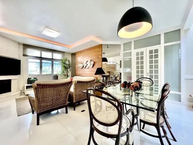 Casa / Sobrado para Venda em Florianópolis/SC Carvoeira 2 Quartos
