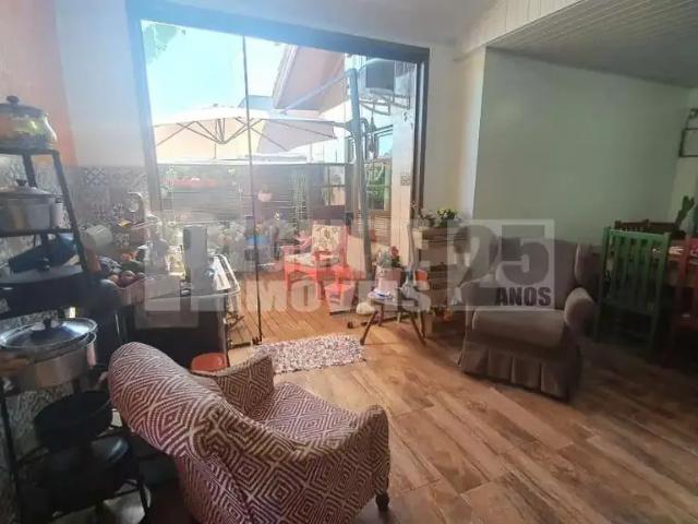 Casa / Sobrado para Venda em Florianópolis/SC Carvoeira 4 Quartos