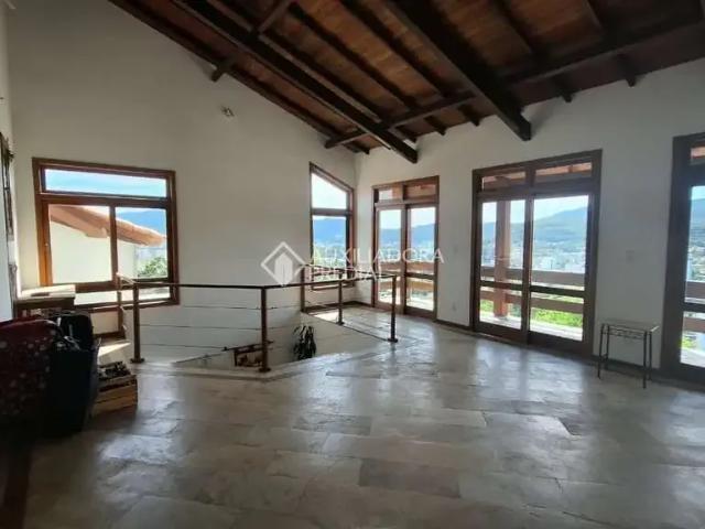 Casa / Sobrado para Venda em Florianópolis/SC Carvoeira 6 Quartos